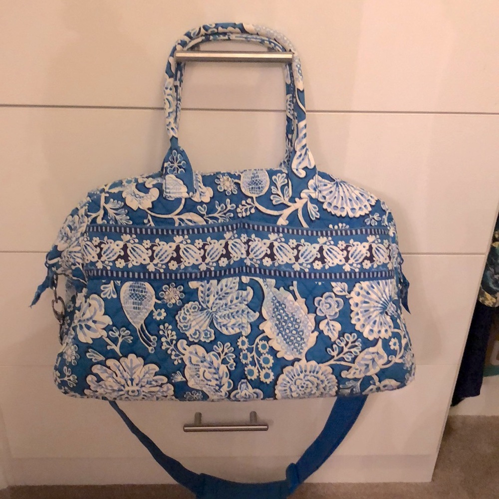 🌸Vera Bradley Weekender Travel Bag🌸